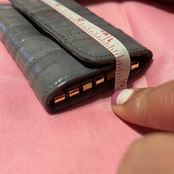 Vintage Eel Skin Folding Key Holder Grey - Picture 9 of 10